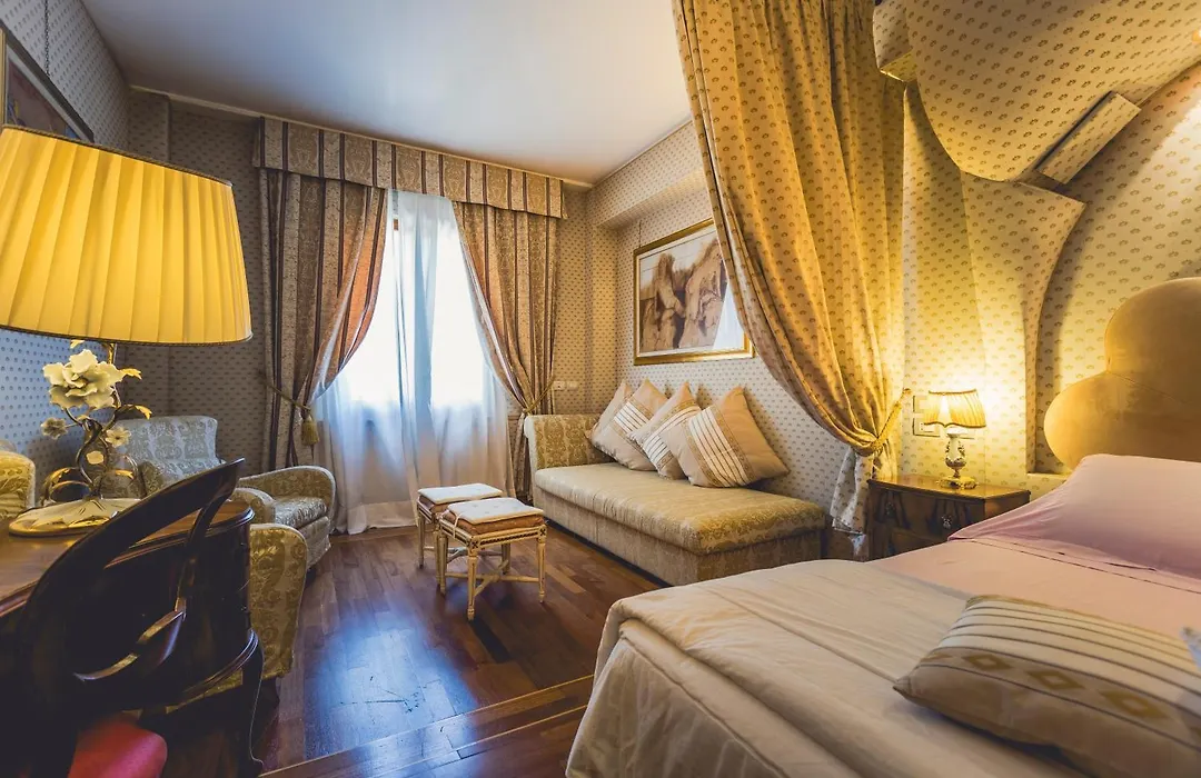 Hotel Tosco Romagnolo-1